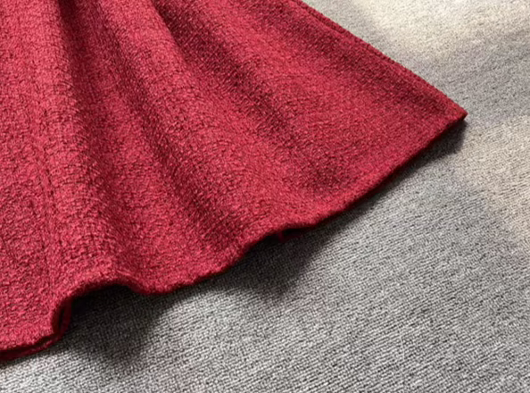 red thickened woolen high-waisted skirt