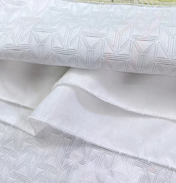 high-end women's early autumn dress