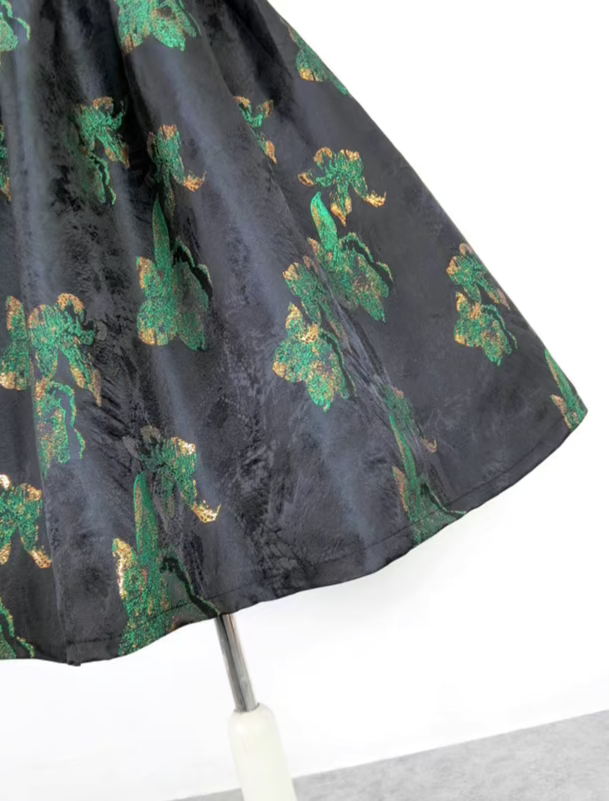 Hepburn jacquard embroidered high waist skirt