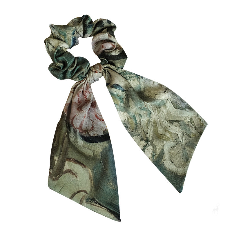 『花瓶のバラ』リボンシュシュ