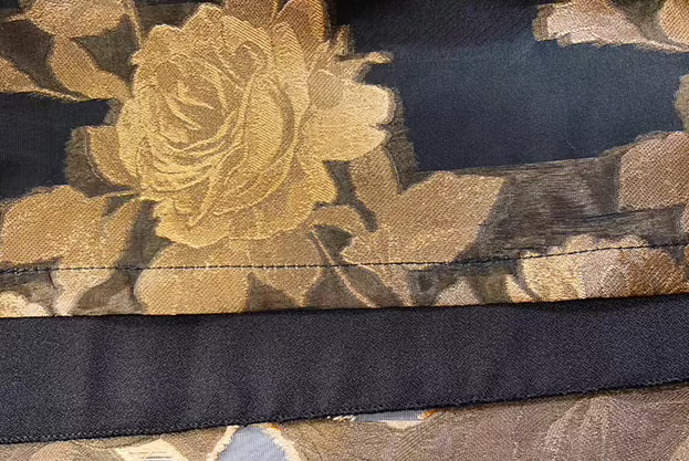 European Station Mid-length Umbrella Skirt