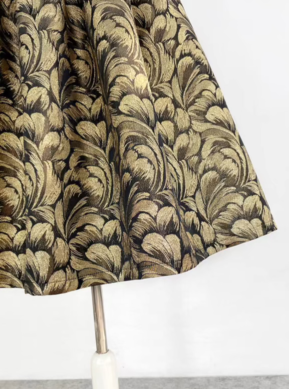 French retro embroidered cinched waist design skirt