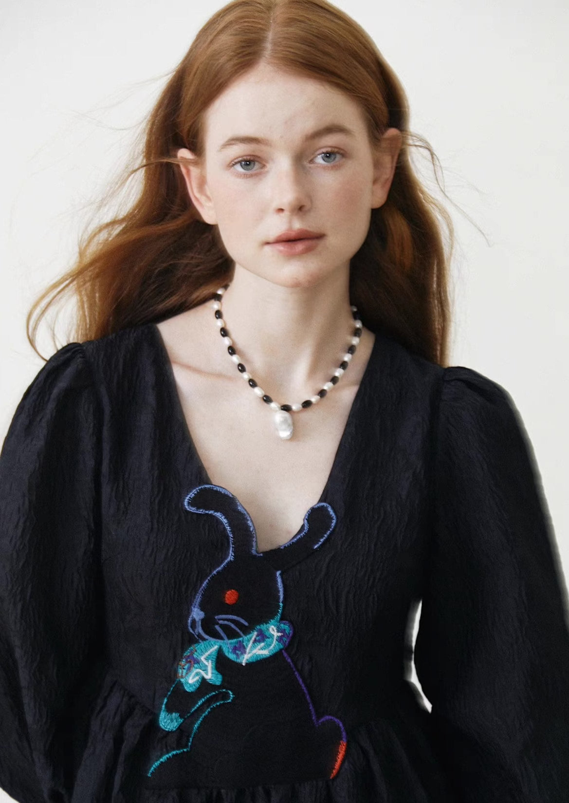 original rabbit embroidery long-sleeved dress