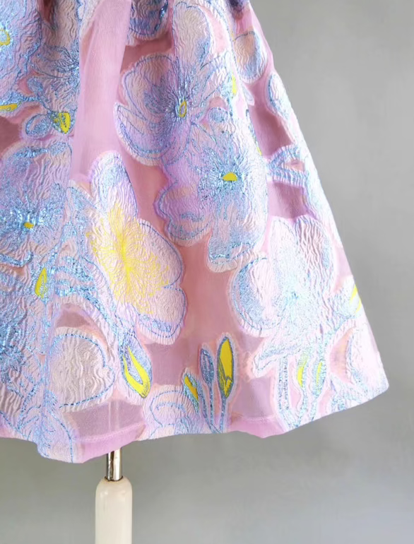 sweet flower embroidered high-waist skirt