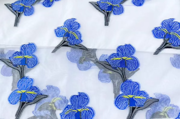 pear-shaped mid-length A-line skirt