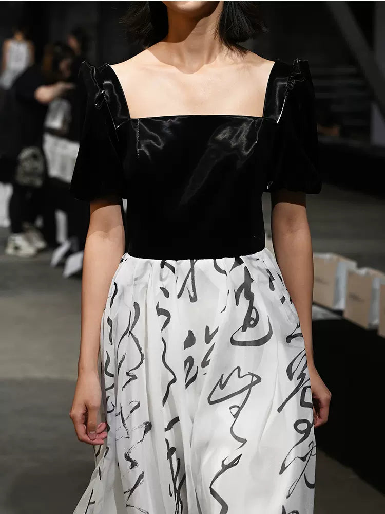 Peony Pavilion calligraphy print square collar stitching dress