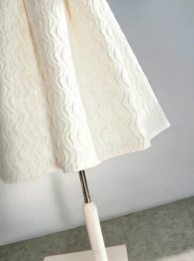 solid color embroidered high-waisted skirt