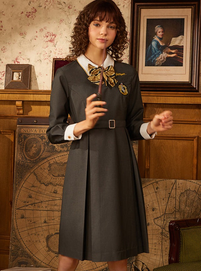 wizard school cleric dress