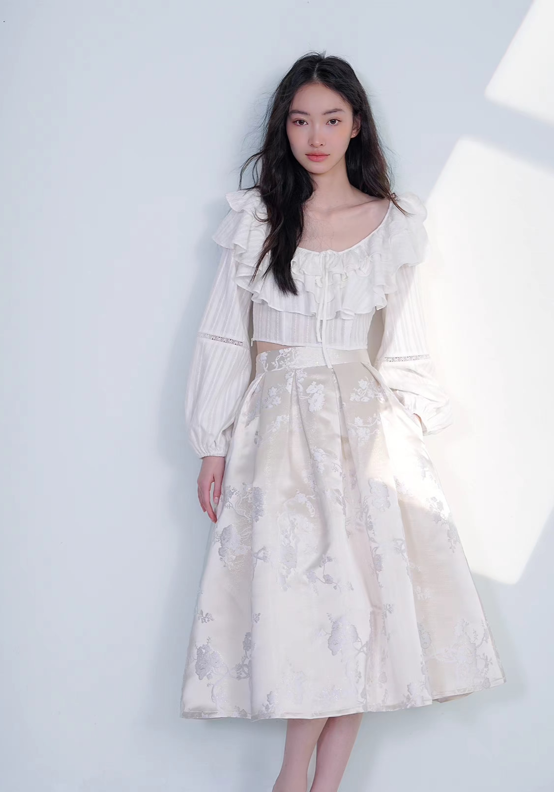 jacquard gold silk temperament skirt