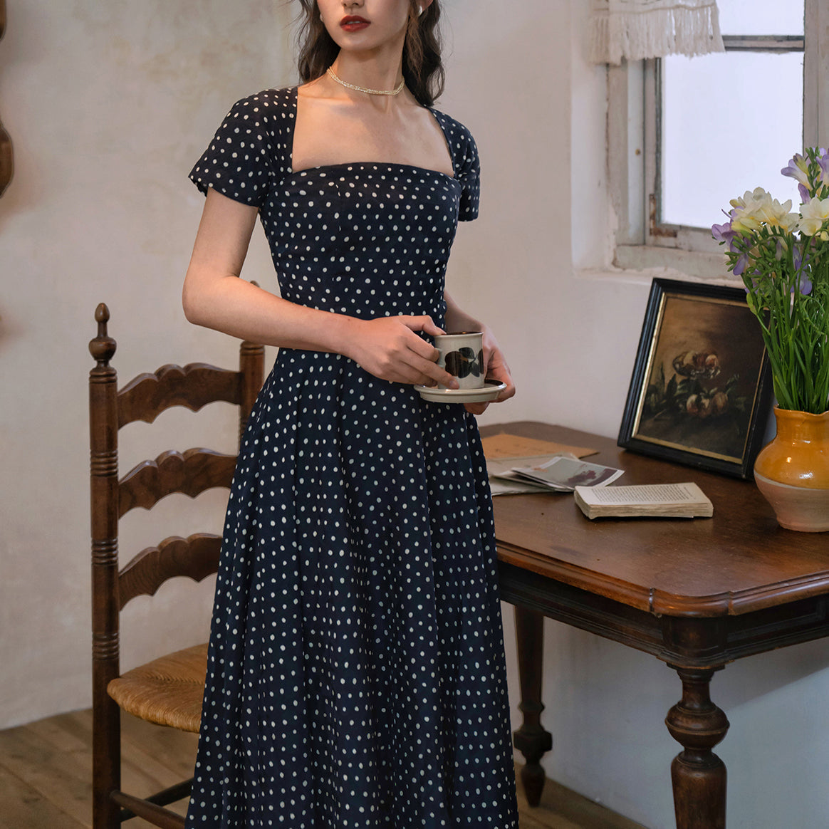 retro polka dot dress Movie actress' polka dot retro dress