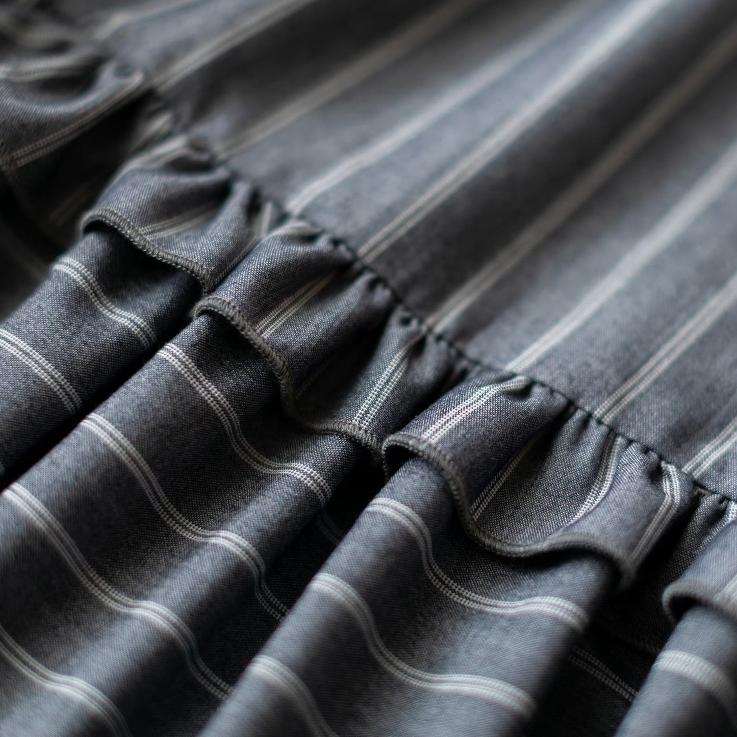 英国のお嬢様クラシカルジャンパースカート(ネイビーグレー)