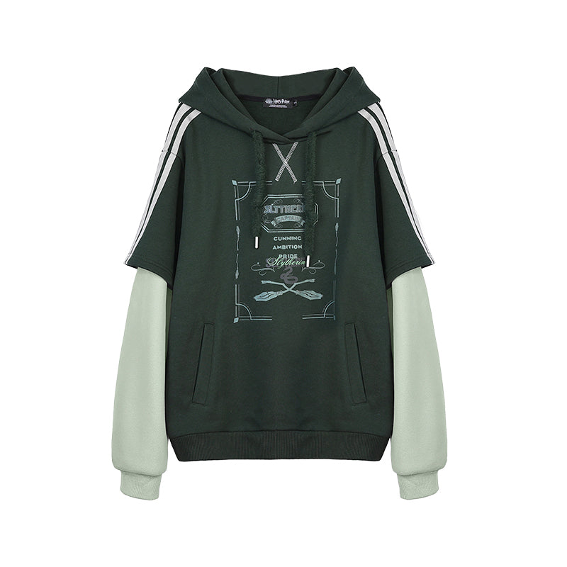 魔法学校のドッキングフーディー