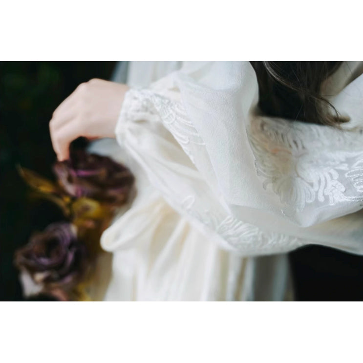 彼岸花の刺繍ロングワンピース