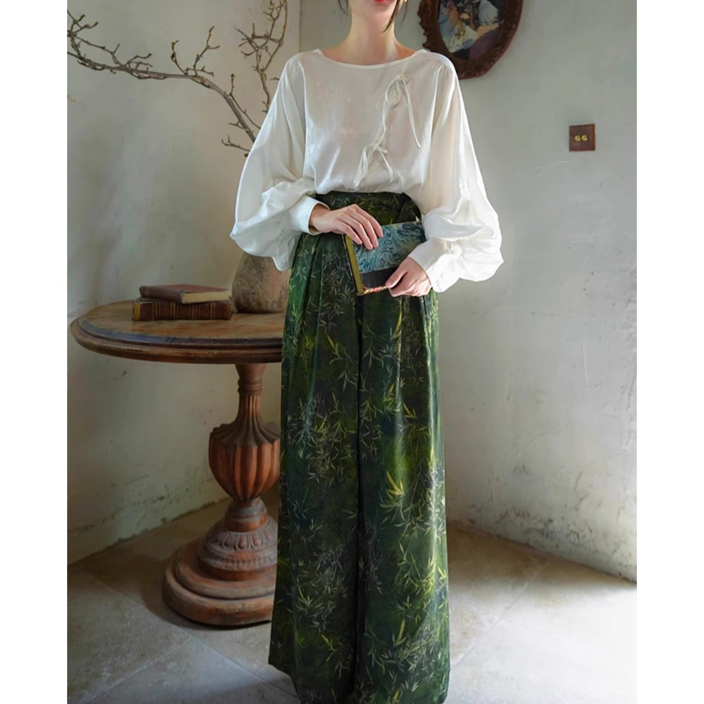 深緑の竹林柄ワイドレッグパンツ