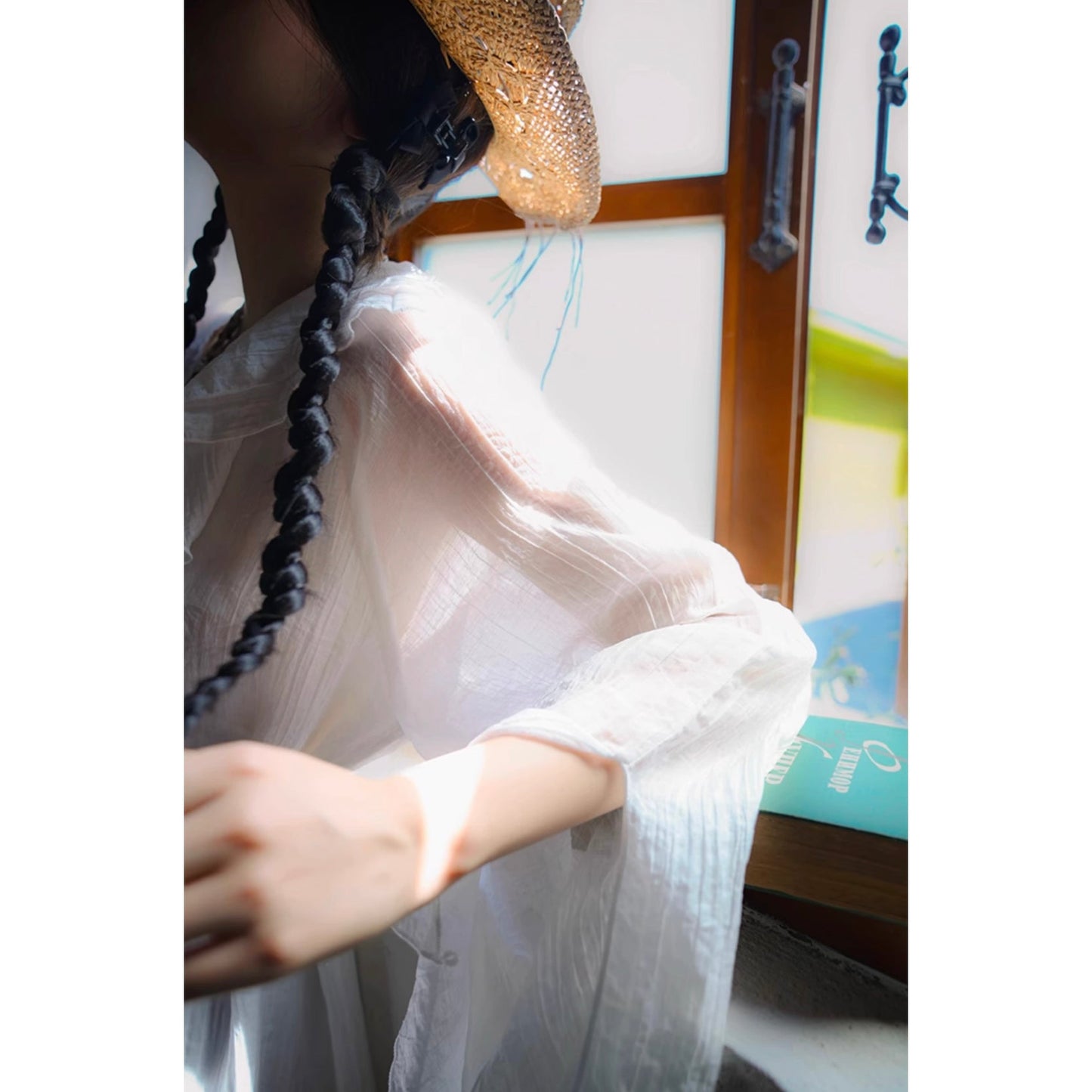 純白の女神のドレープワンピース