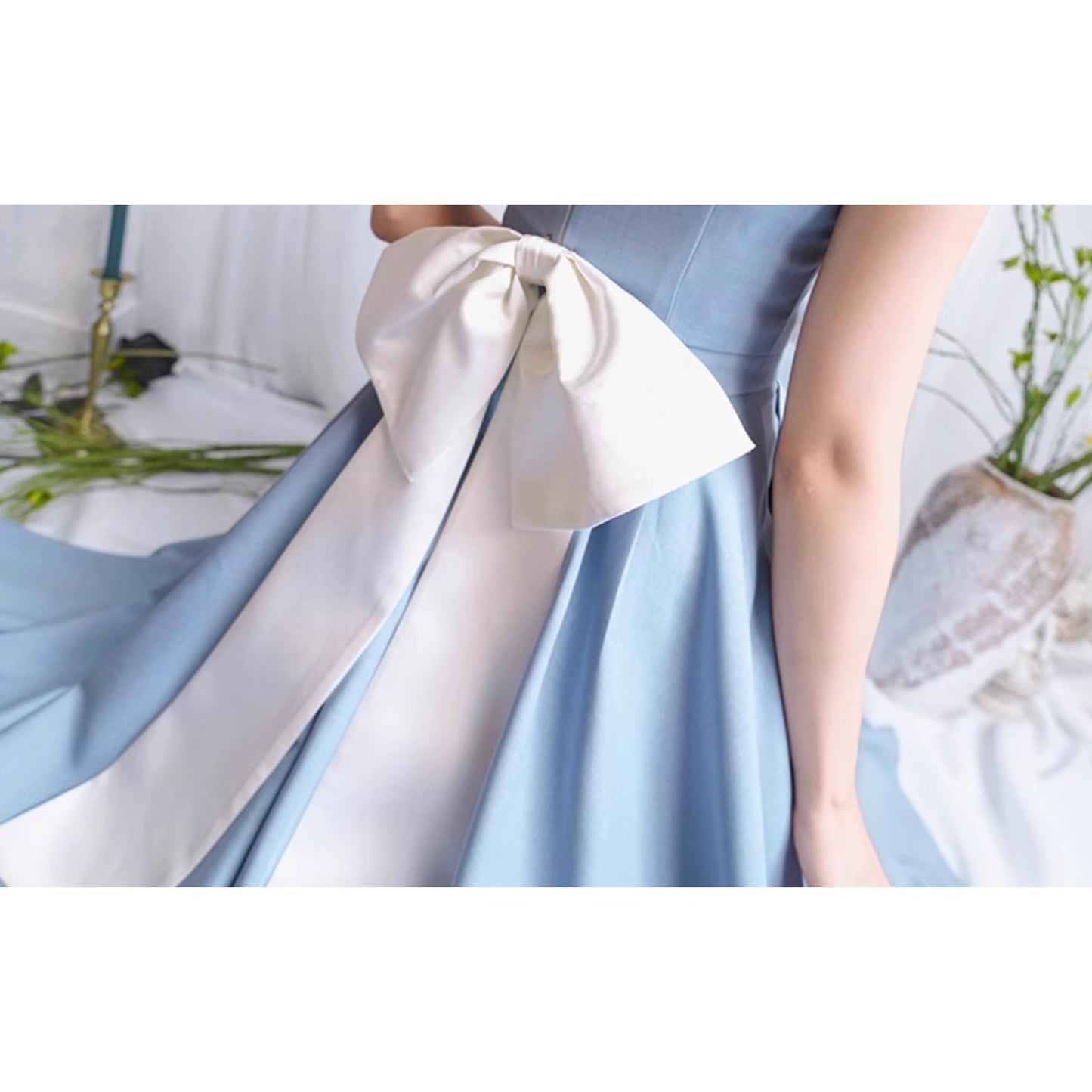 霧青の空色ヘップバーンワンピース