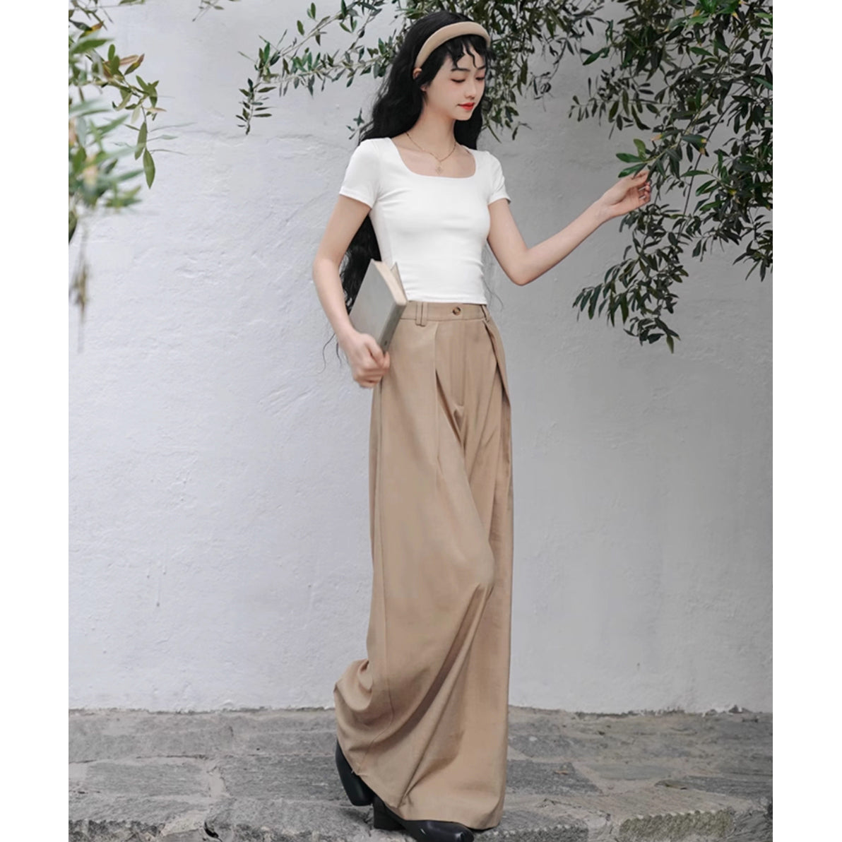 英国令嬢のワイドレッグパンツ