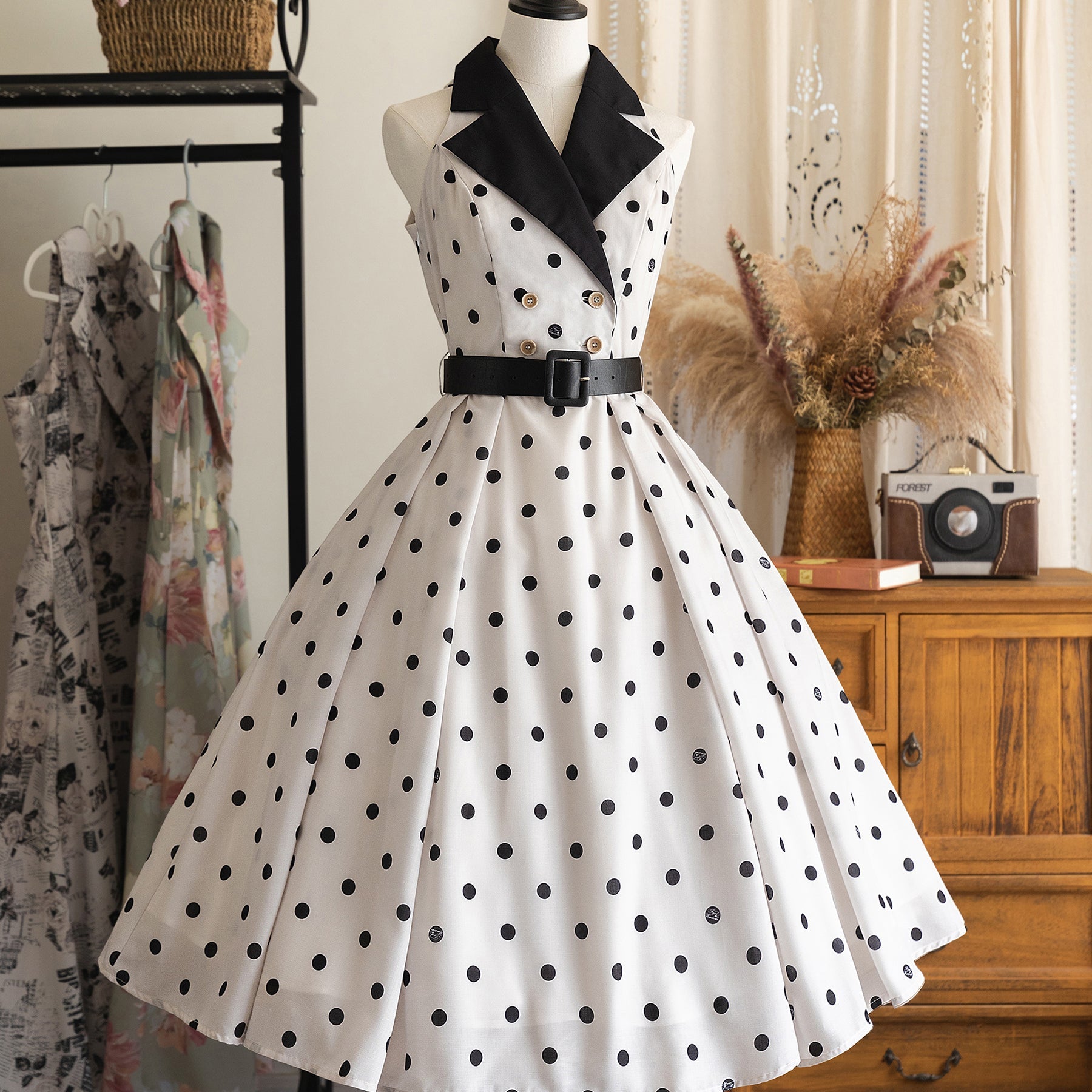 Black and white polka dot retro dress remulia Black and white polka dot retro dress remulia