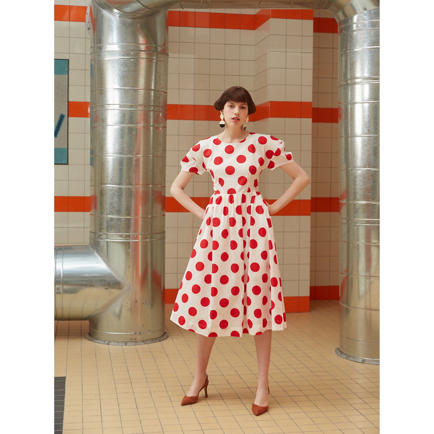 銀幕女優の水玉柄レトロワンピース