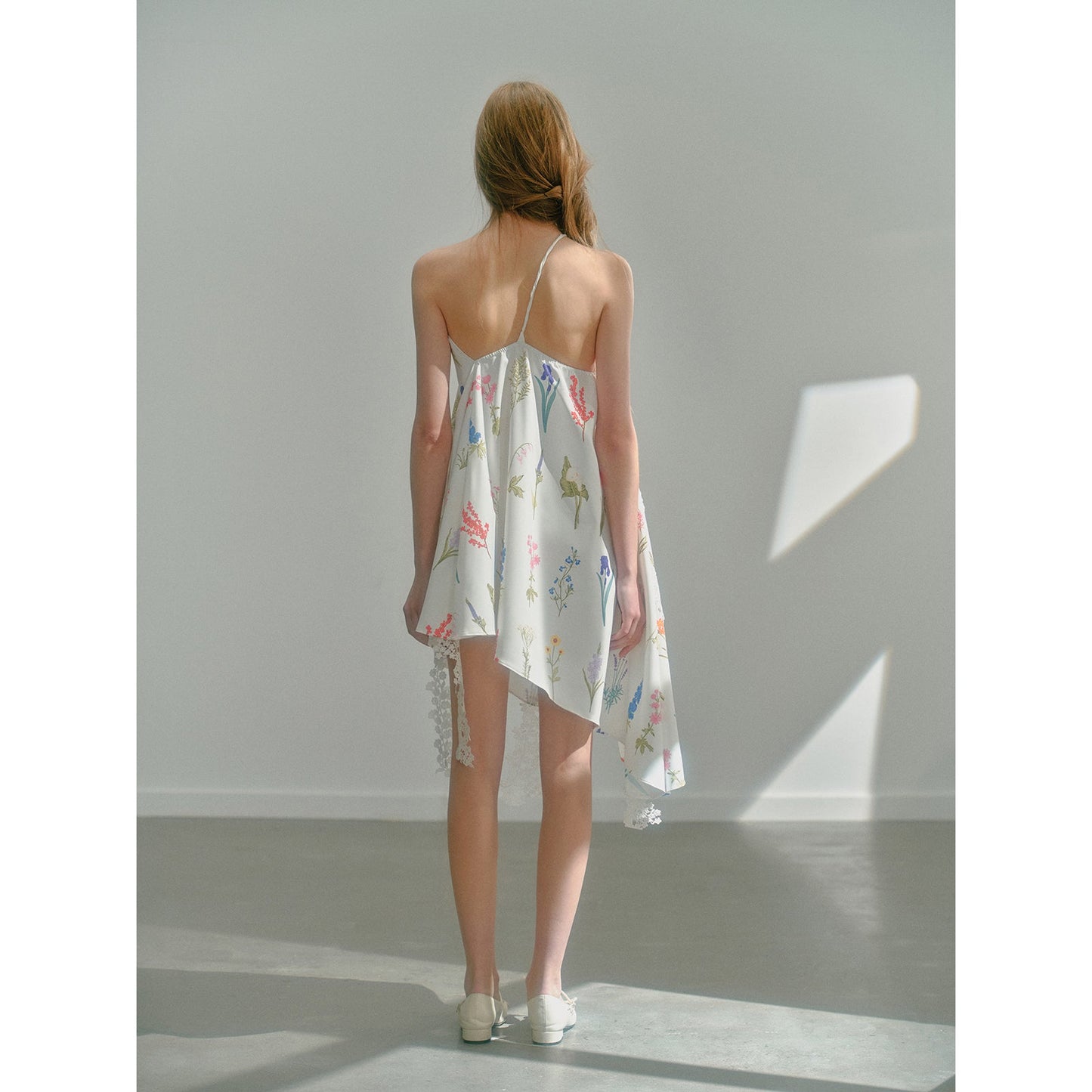 花柄水彩の刺繍アシンメトリーワンピース