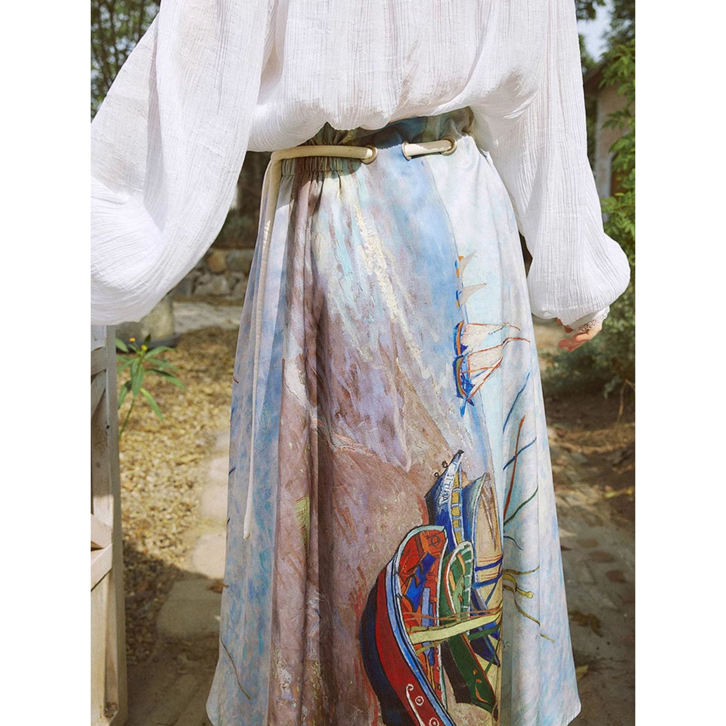 サントマリーの浜辺の釣り舟のアシンメトリースカート