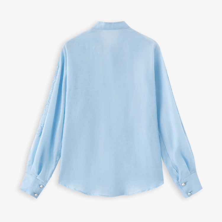 水色の花の刺繍チャイナブラウス