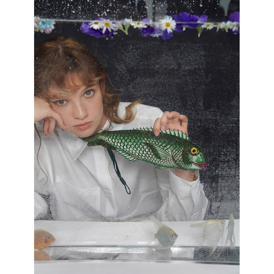 お魚の刺繍ネクタイ(グリーン)