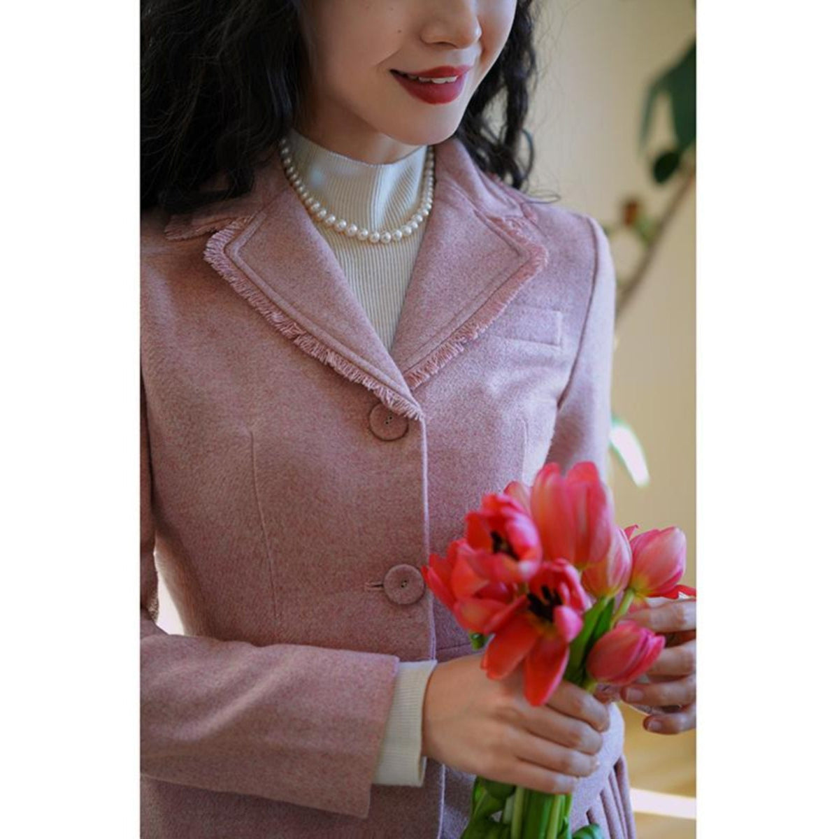 映画女優のクラシックジャケットとフレアプリーツスカート - Orchid