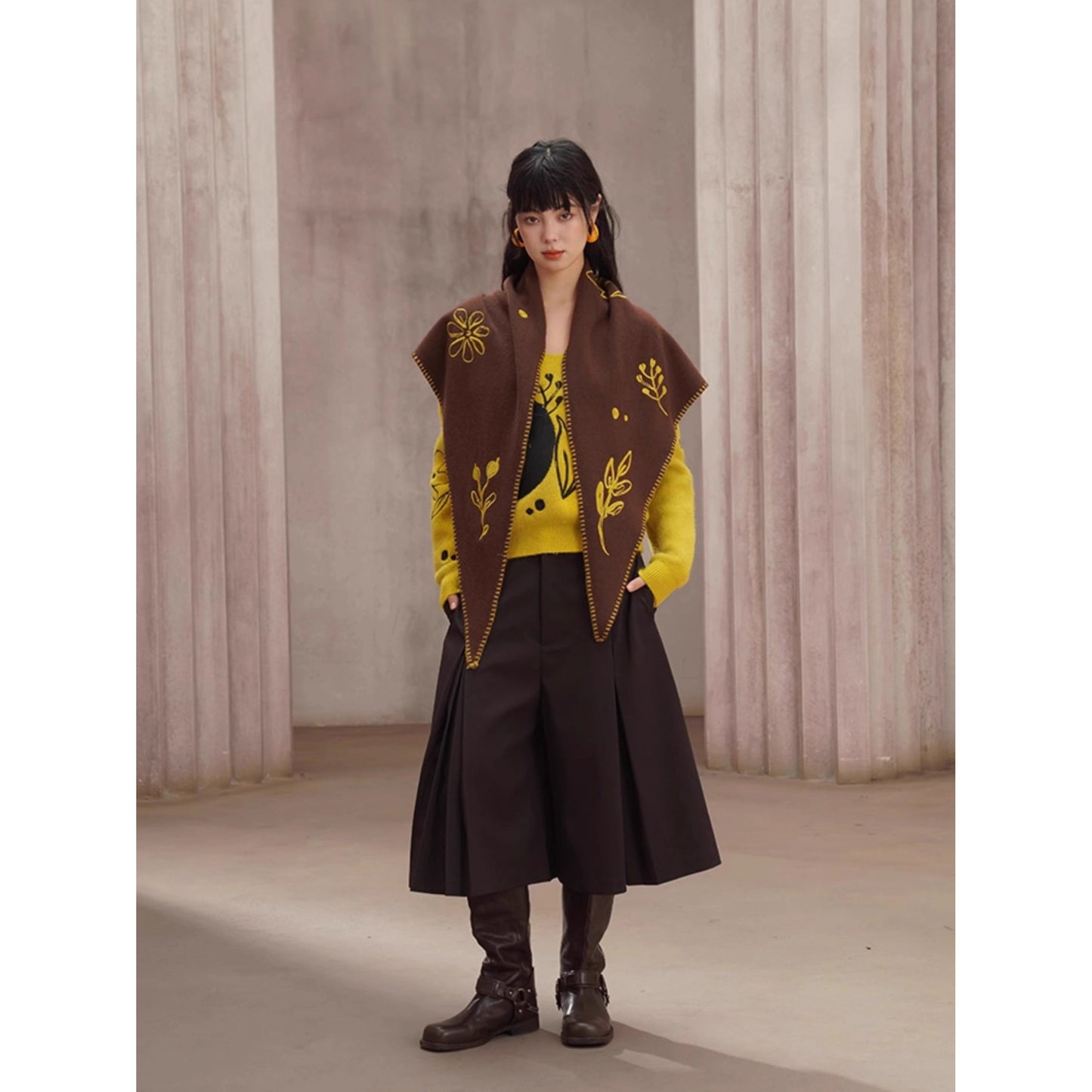 黒猫と花の刺繍ニットセーター