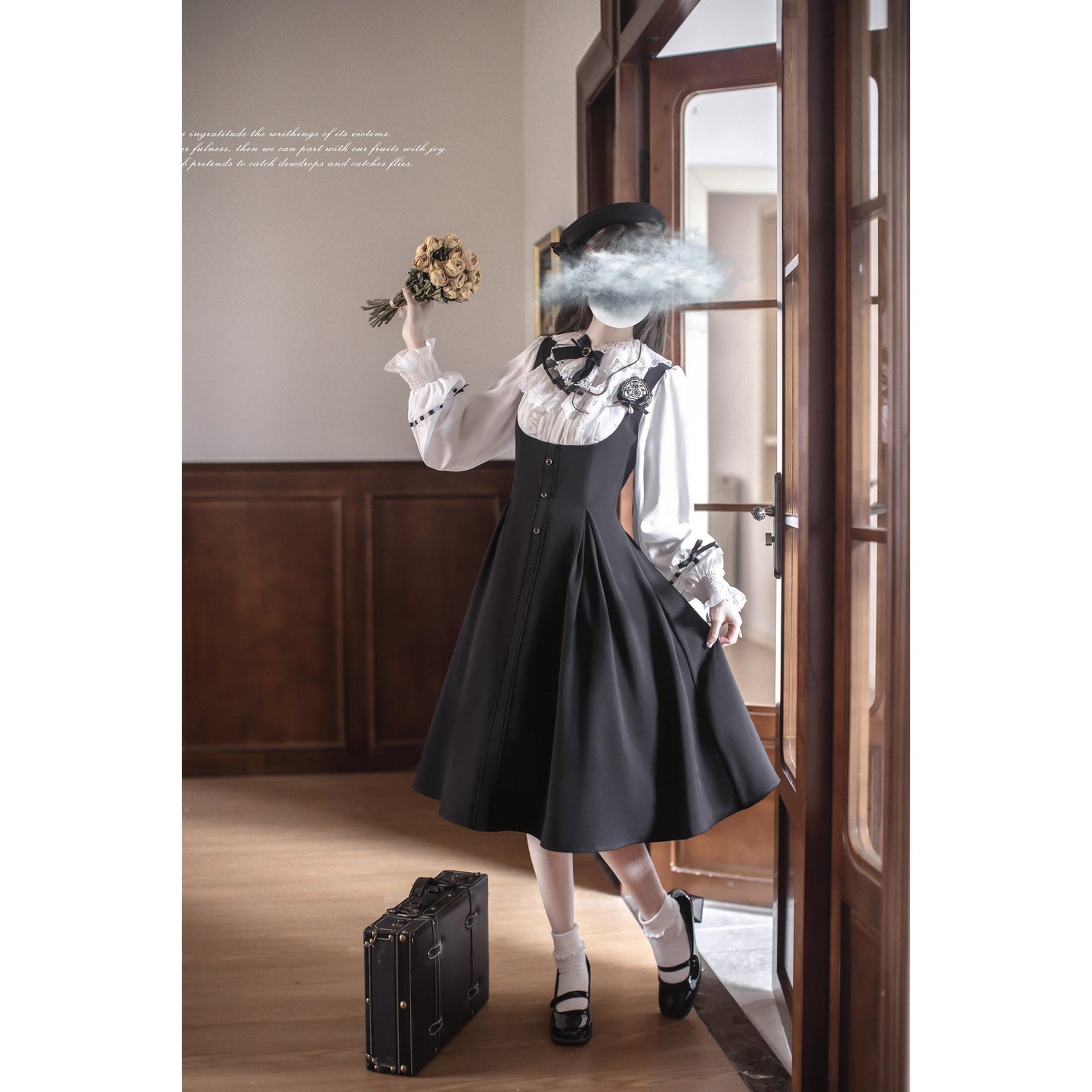 英国令嬢のクラシカルドッキングワンピースとケープ - Black
