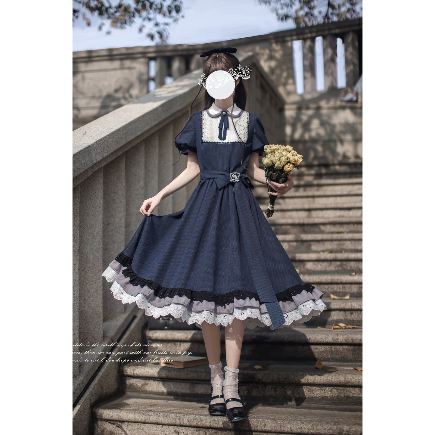 紺藍のお嬢様のクラシカルワンピース