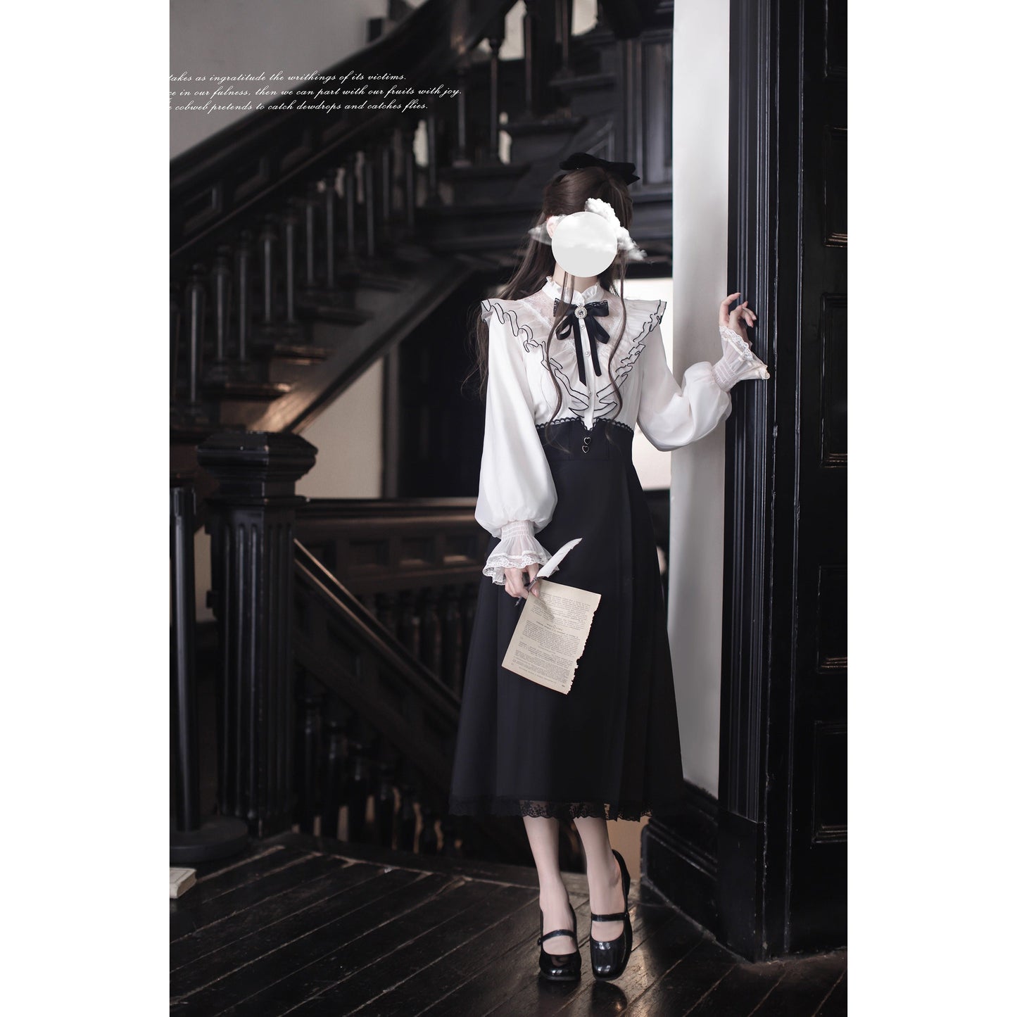 旋律を奏でる令嬢のクラシカルワンピース