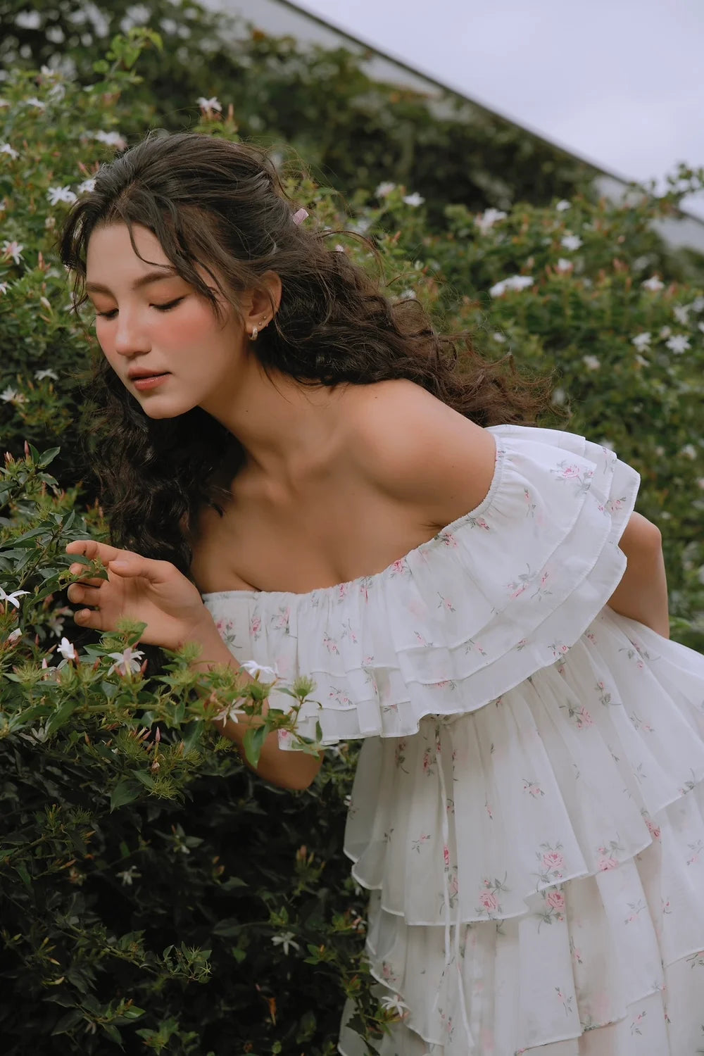 one-shoulder high-waist fresh floral dress