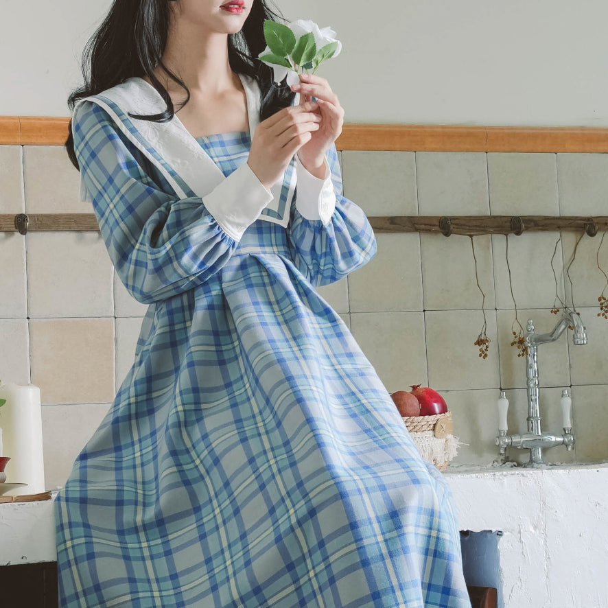 Light blue plaid big collar dress Light blue plaid big collar dress