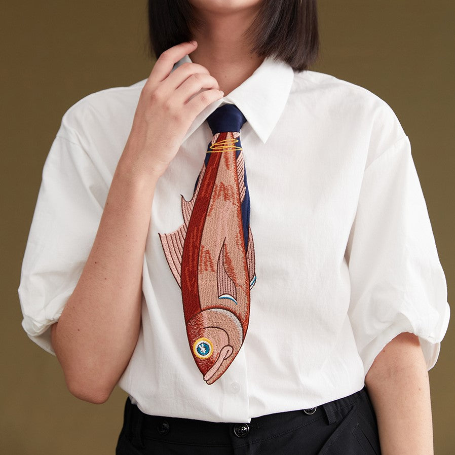 Fish embroidery tie – remulia