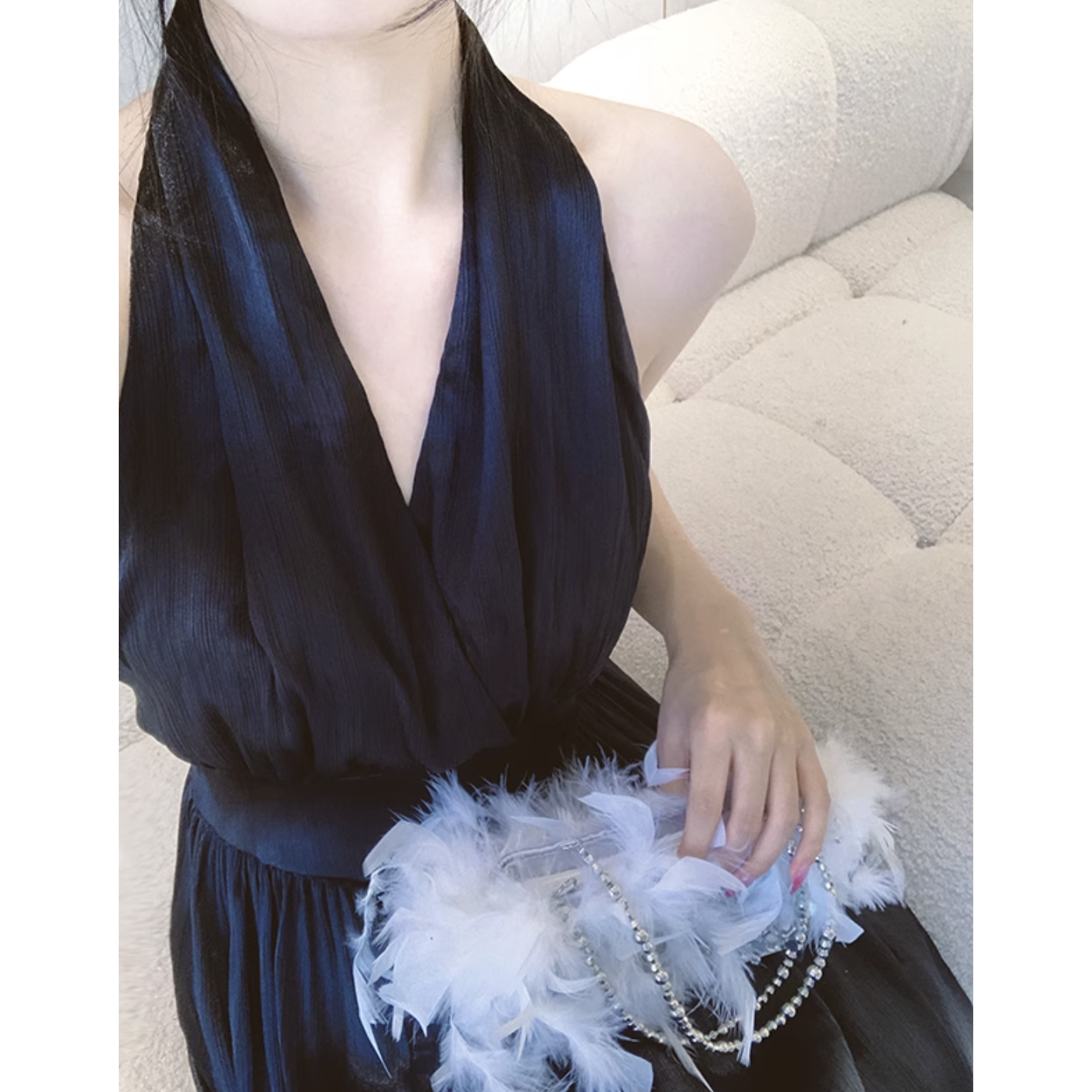 黒曜石のお嬢様のエレガントワンピース