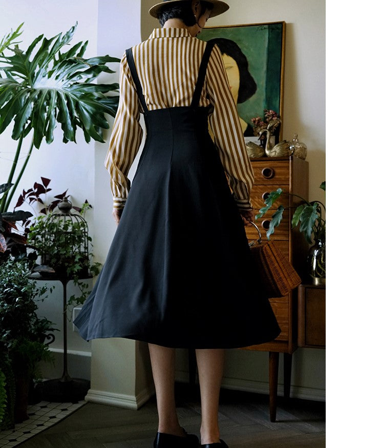 西洋クラシックなストライプブラウス