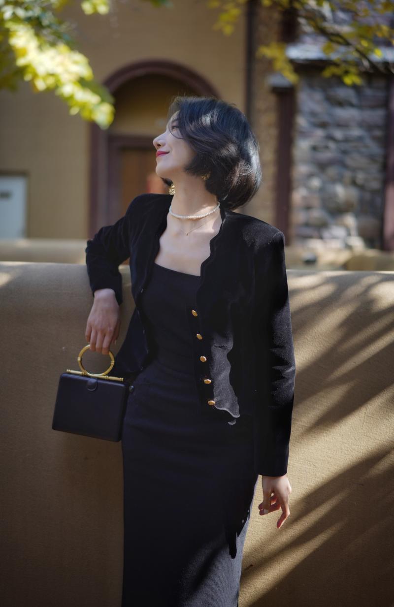 黒の淑女ベルベットジャケット
