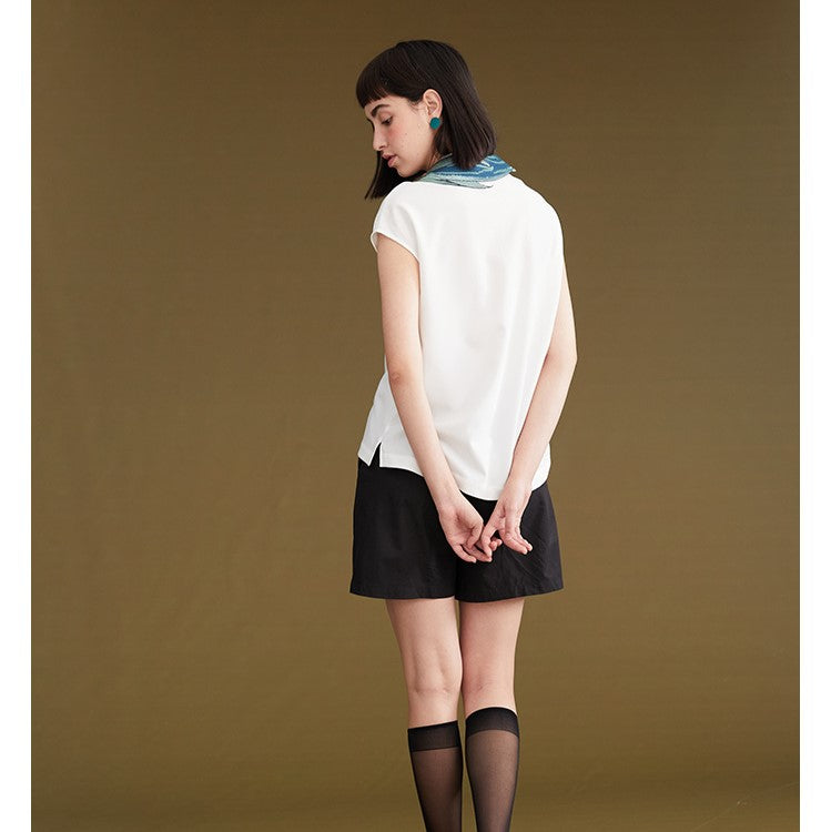 青錦鯉の刺繍襟ブラウス