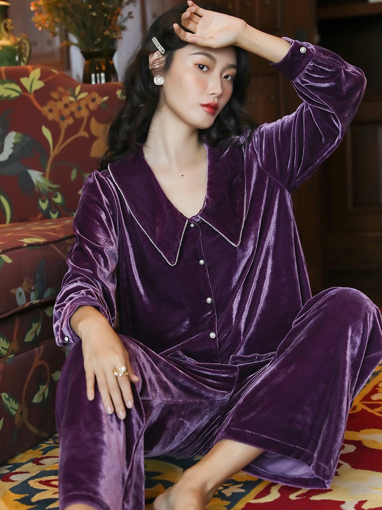 華麗な夢を紡ぎ出すルームウェア