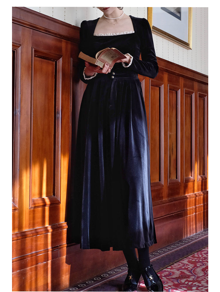 黒の淑女ベルベットブラウス