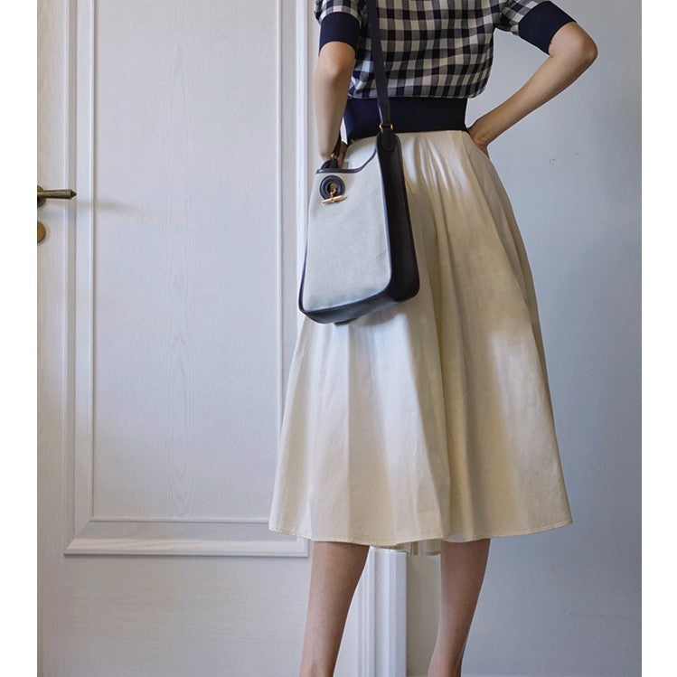 伯爵夫人のレトロデニムスカート