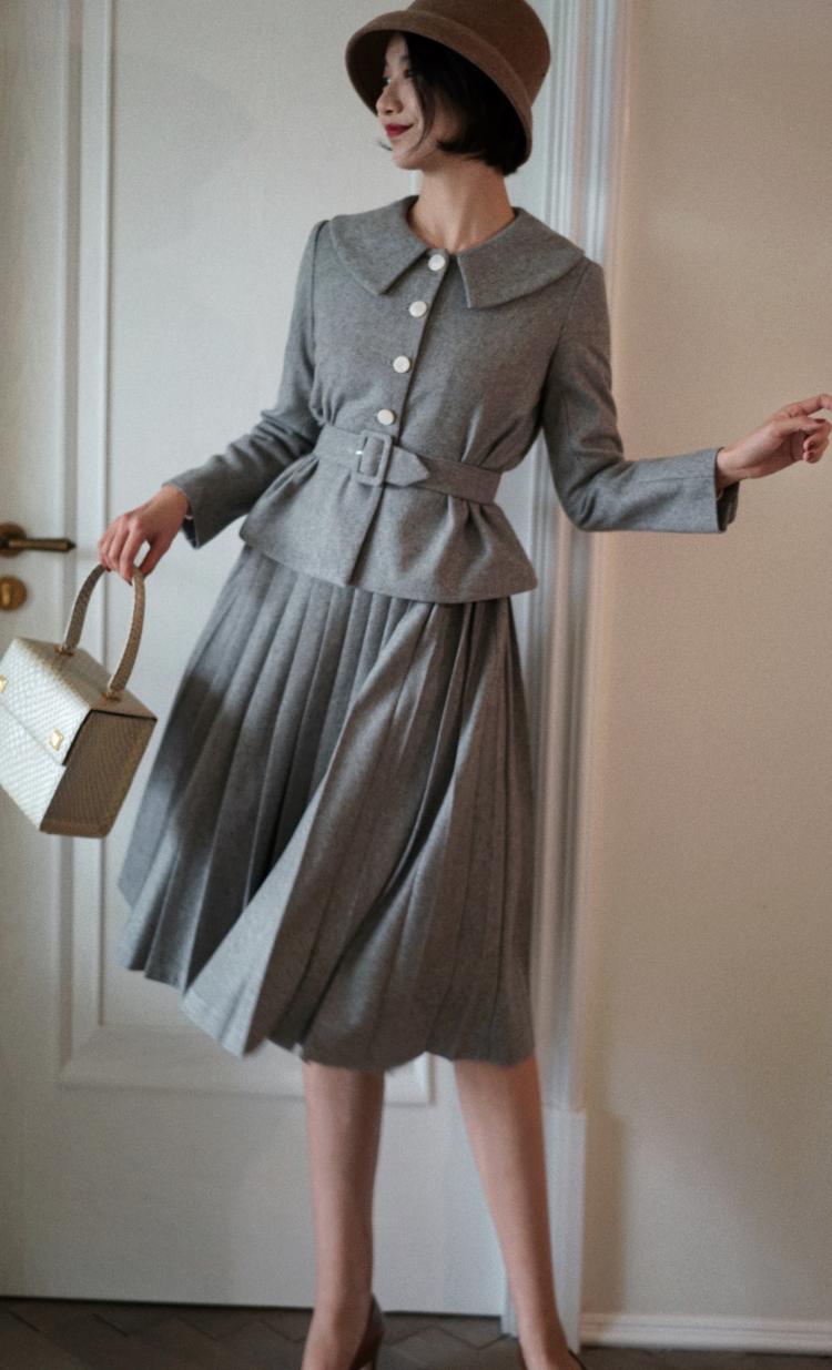 昭和レトロな洋装ショートジャケット