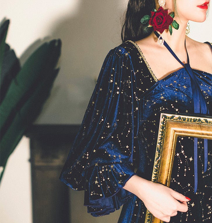 王宮の薔薇イヤリング