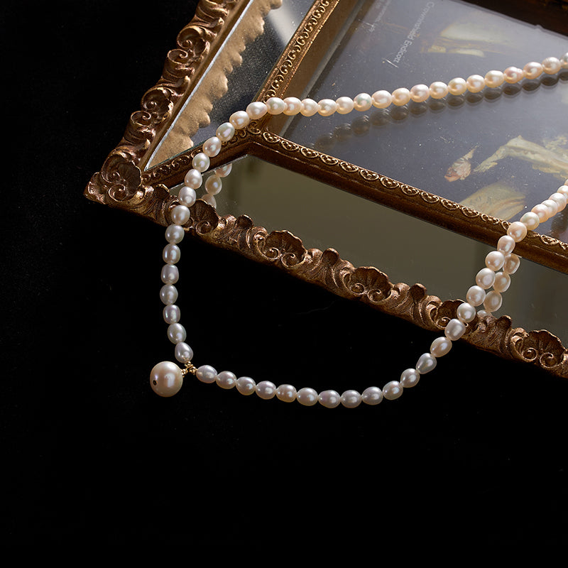 公爵令嬢の首飾り