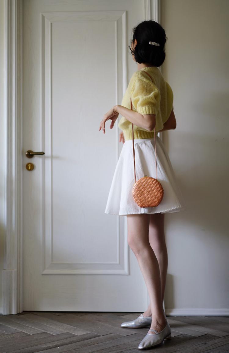 マカロンカラーのカラフルニット