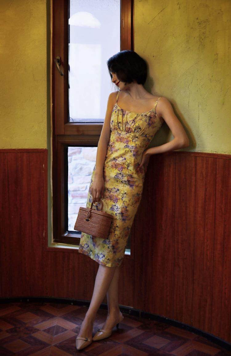 花群集の油絵キャミソールワンピース