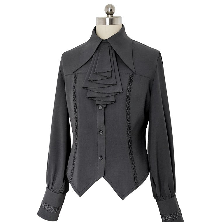 男爵令嬢のリボン刺繍ブラウス