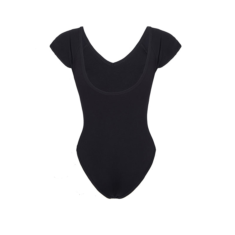 銀幕を彩るブラックシャツ