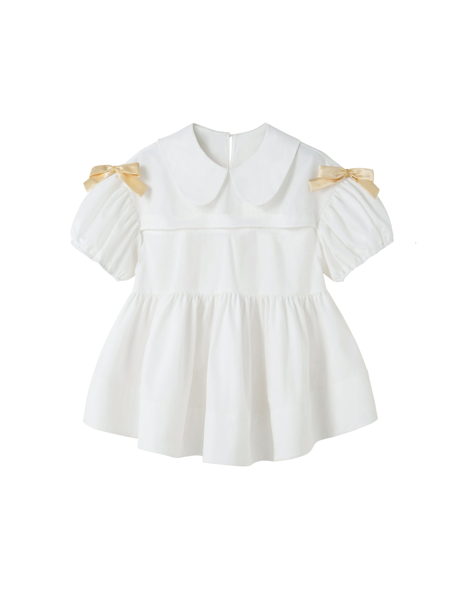 清純なお嬢様のリボンブラウス